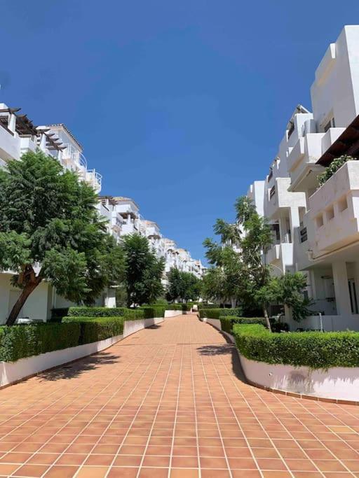 Penthouse Seaview And Golf Valle Romano เอสเตโปนา ภายนอก รูปภาพ